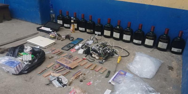 DIPANDA fortalece operativos en centros carcelarios