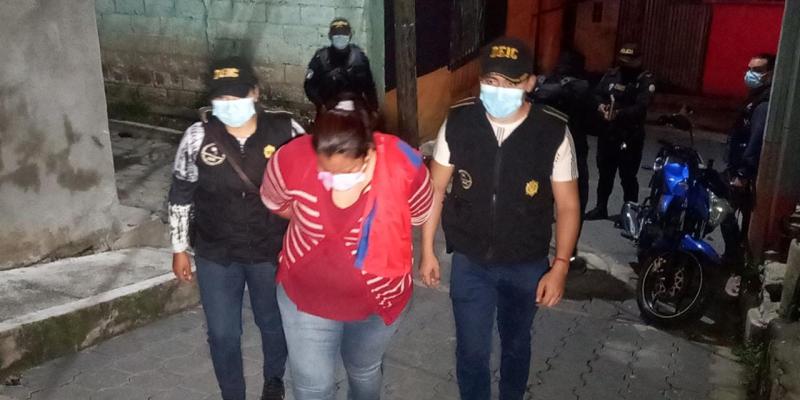 Decomisan más de Q11 mil y drogas en Amatitlán