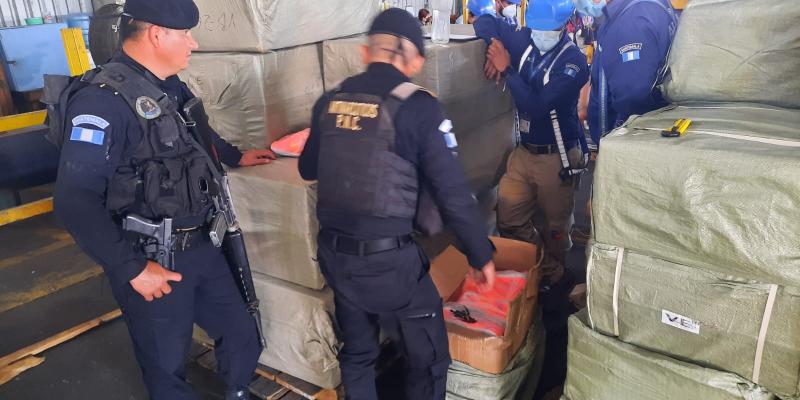 PNC y SAT decomisan mercancía por infringir  propiedad intelectual