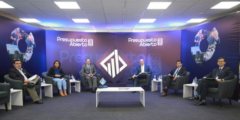 Programas Sociales y Generación de Empleo, fue el tema principal del tercer foro que desarrolla el Ministerio de Finanzas Públicas