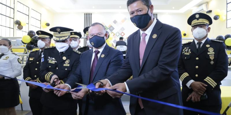 Comedor policial busca bienestar de agentes