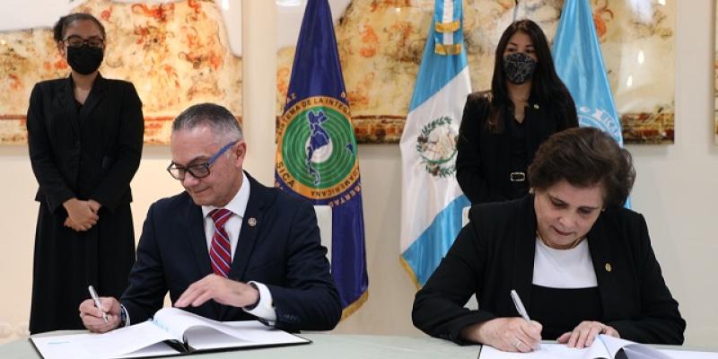 Minex e ICAP suscriben convenio para capacitar a diplomáticos guatemaltecos