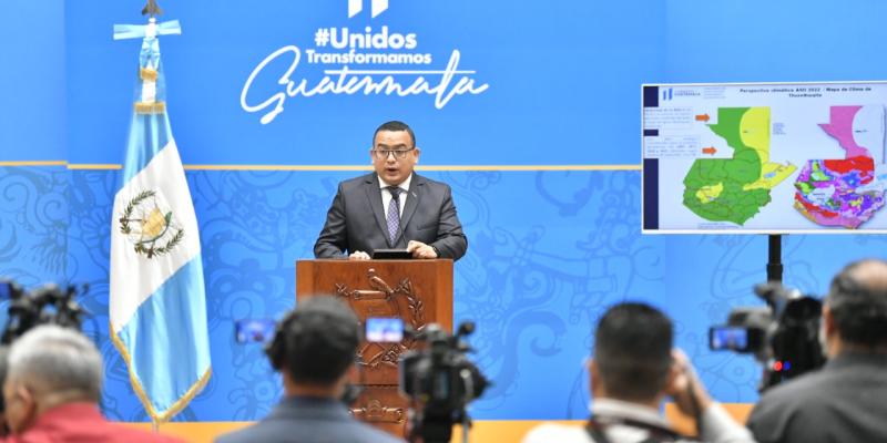 Conferencia de prensa semanal