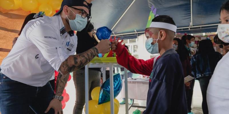 El secretario Pancho Molina conversó con jóvenes