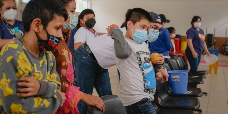 Los pequeños y sus padres disfrutaron de distintos juegos