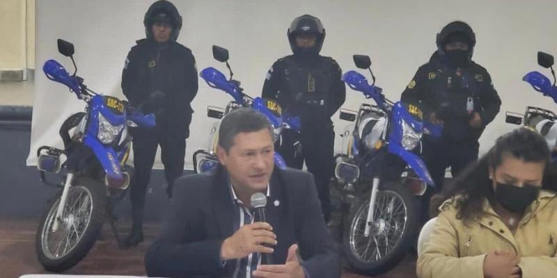 Entregan motocicletas para reforzar la seguridad en San Lucas, Sacatepéquez
