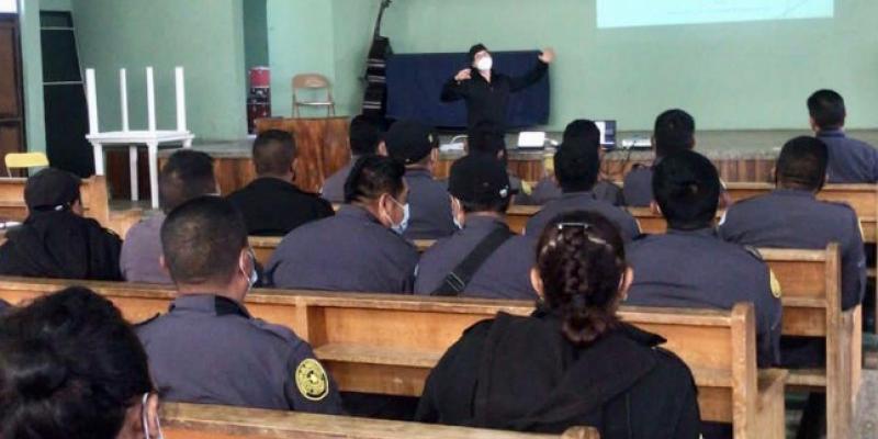 Buscan fortalecer capacidades de agentes penitenciarios