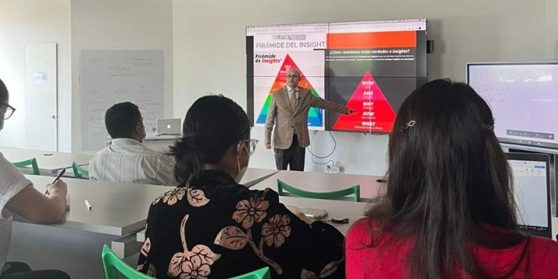 Finalización de ciclo de cursos de Comercio Exterior por parte del Ministerio de Economía