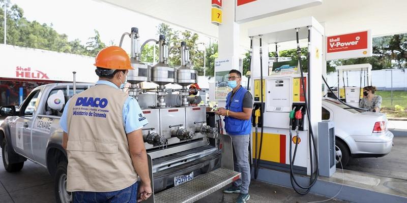 Diaco verifica inventarios de gasolineras.