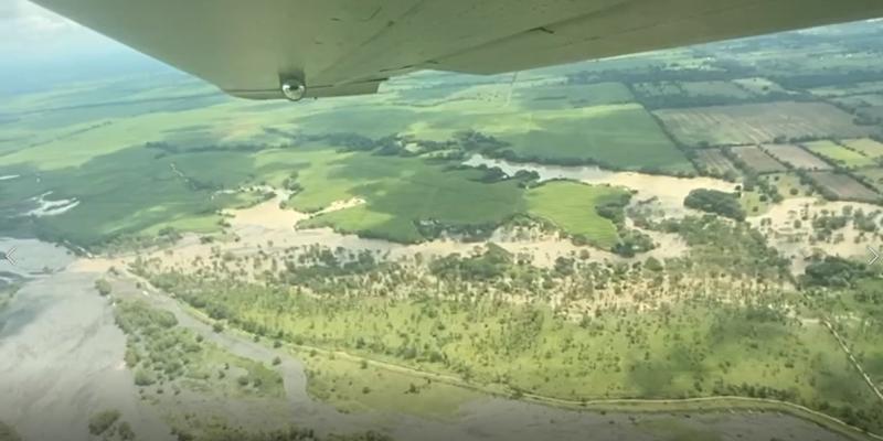 Ejército de Guatemala realiza vuelos de reconocimiento para monitorear ríos de la costa sur.