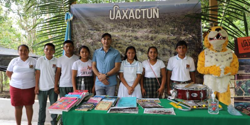 Gira ambiental acerca a comunitarios y cooperantes en Petén