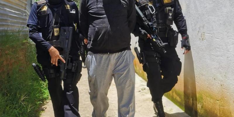 Fuerzas del orden público accionan contra estafadores 