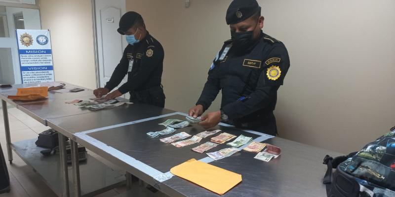 Capturado en aeropuerto con dinero sin declarar