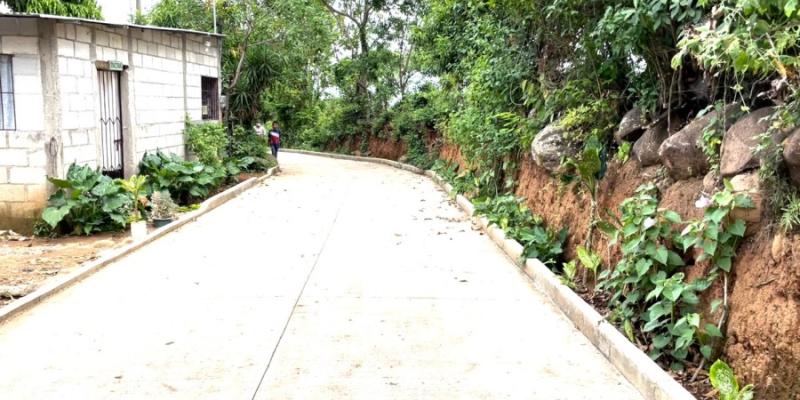 Fodes mejora caminos en Jutiapa