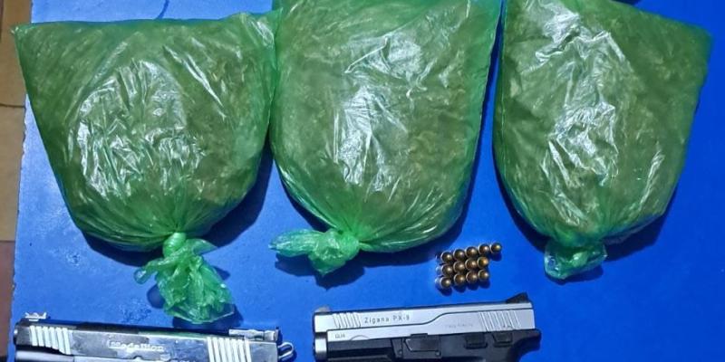 Detenidas por distribución de droga y portación ilegal de arma de fuego