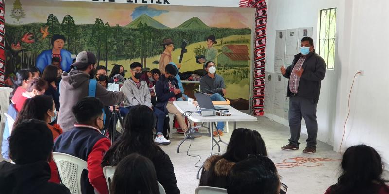 Estudiantes de Totonicapán se comprometen a cuidar el medioambiente