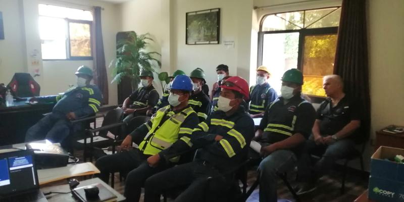 Transportistas son capacitados por el MARN para la gestión integral de residuos y desechos