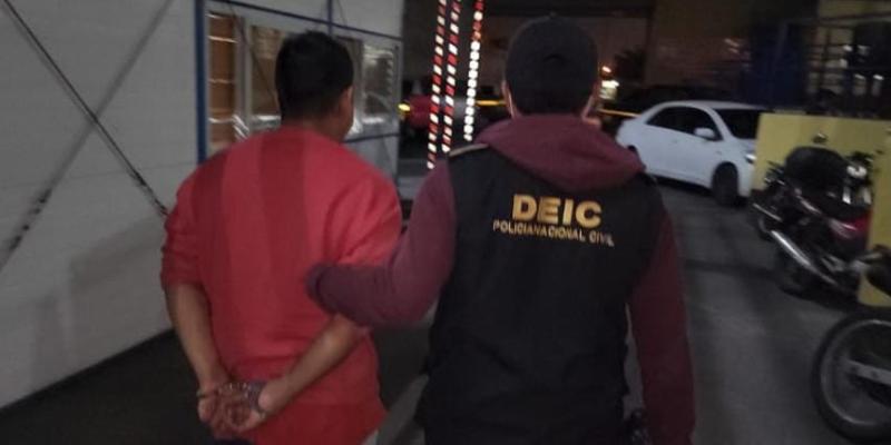 PNC captura a dos personas por delitos sexuales