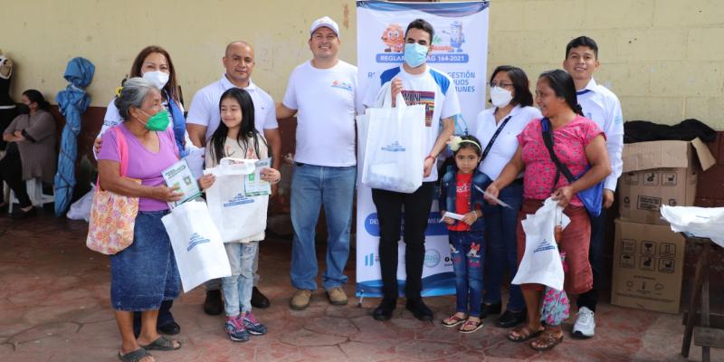 Reglamento 164-2021 es socializado con vecinos de Chinautla