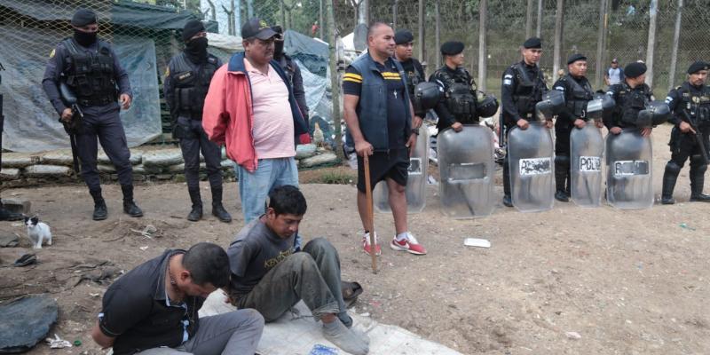 Reos sorprendidos cuando excavaban túnel en centro carcelario