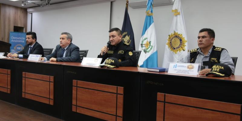 Denuncia permite captura de agentes señalados de extorsión