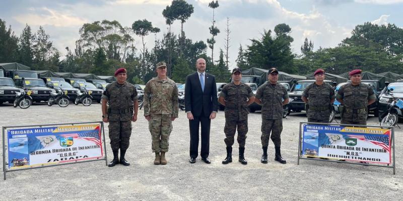 Departamento de Defensa de los Estados Unidos de América dona 95 vehículos al Ejército de Guatemala