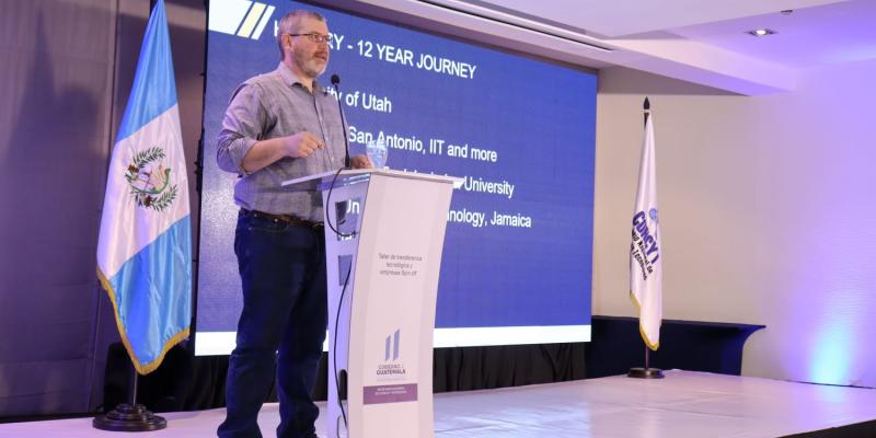Expertos internacionales en transferencia de tecnología y propiedad intelectual comparten experiencias en evento organizado por Senacyt