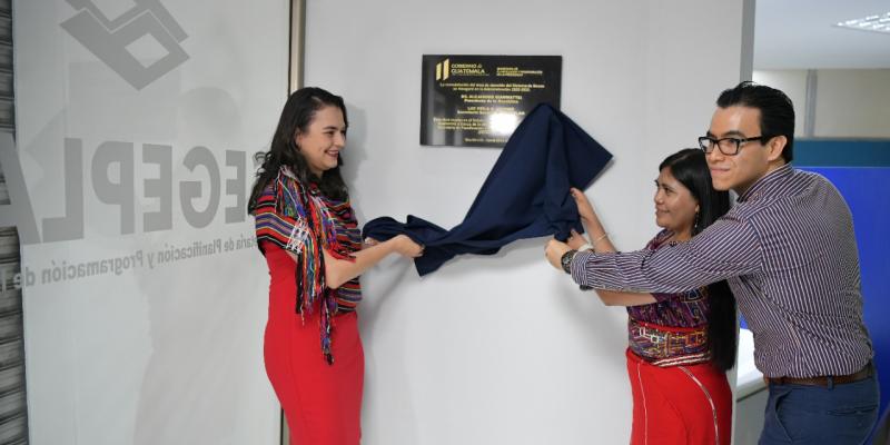 SEGEPLAN pone a disposición centro de información personalizada para interesados en becas