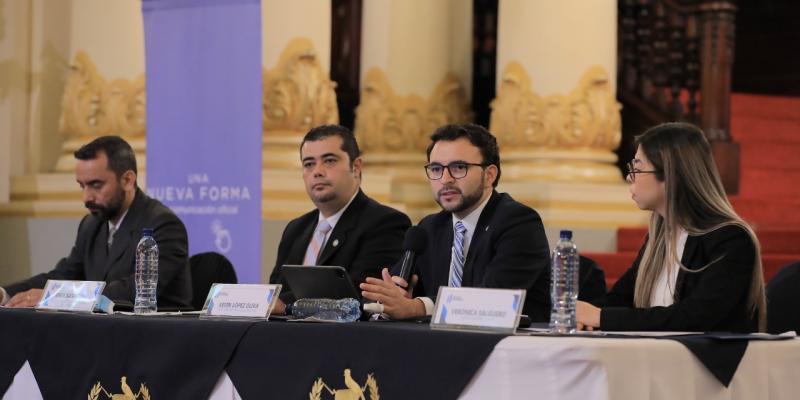Secretario de Comunicación Kevin López presenta plataforma GT News