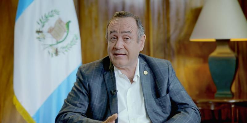 En Consulta con el Dr. Giammattei