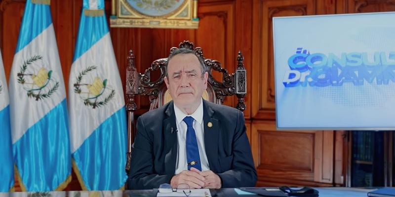 En Consulta con el Dr. Giammattei