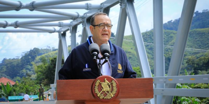 Presidente Alejandro Giammattei