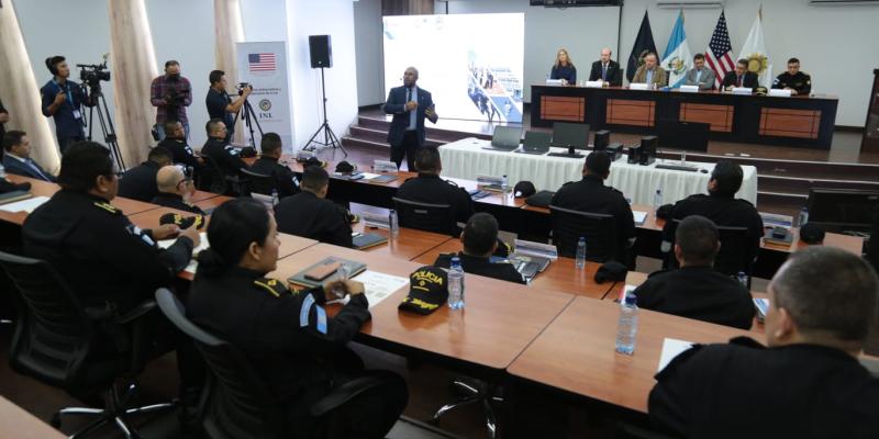 Entrega de equipo tecnológico fortalece la Estrategia de Transformación Policial