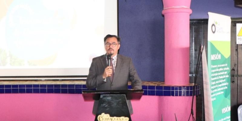 MARN preside acciones para alcanzar una producción más limpia