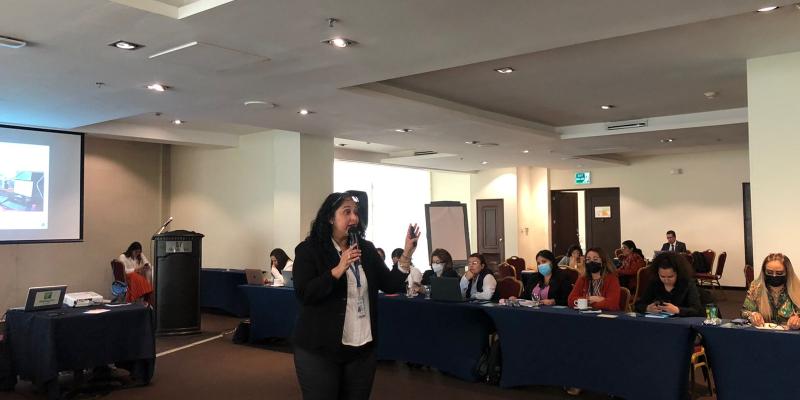 Mesa de Análisis sobre Medios de Comunicación "No más violencia contra las mujeres y las niñas"