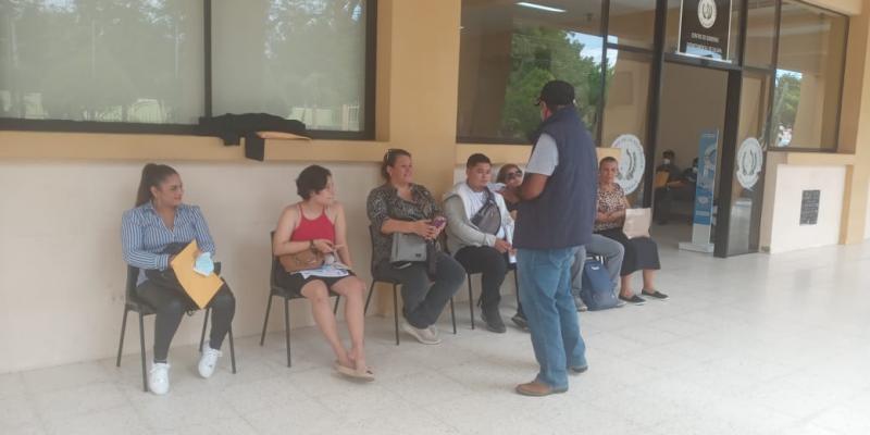 Personal del MARN en Zacapa concientiza a los vecinos