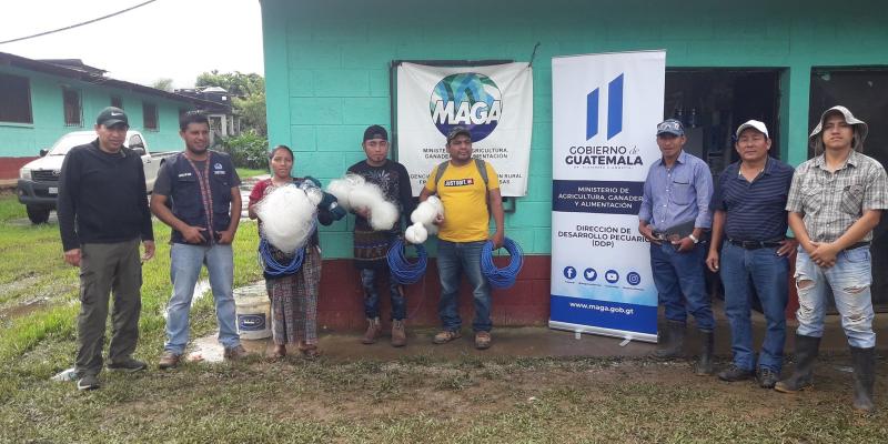 Acuicultores reciben capacitación  e insumos del MAGA en Alta Verapaz 