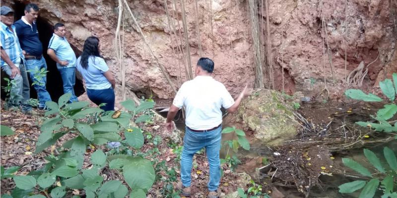 MARN lidera limpieza para drenar el lago Petén Itzá 