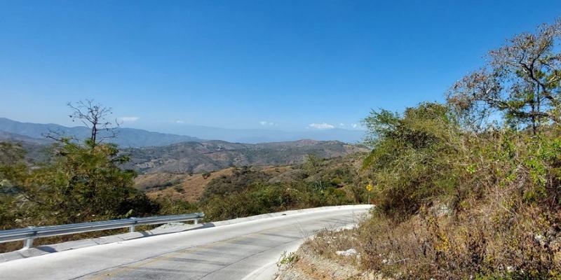 Fodes mejora camino en San Diego, Zacapa