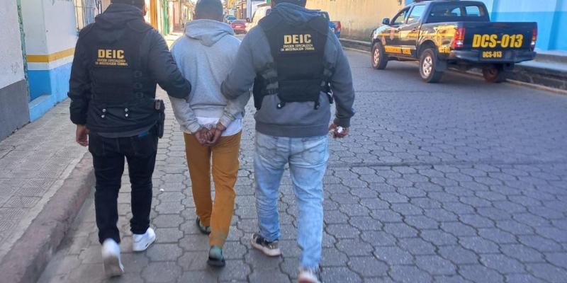 PNC captura a presunto asesino en Chimaltenango