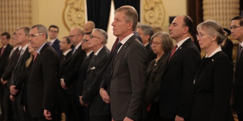 Saludo al Cuerpo Diplomático 