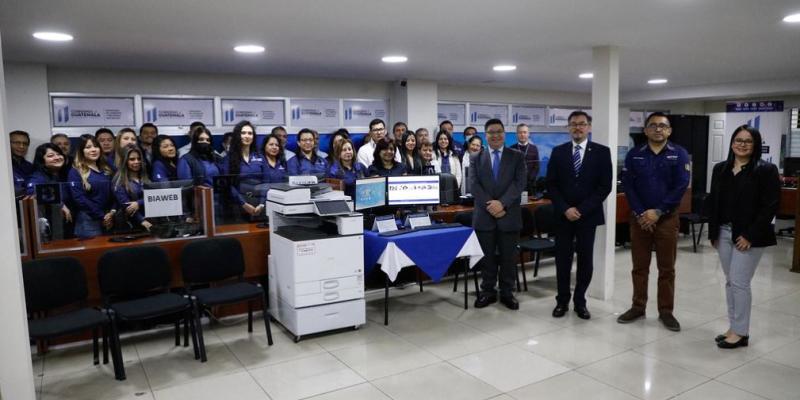 Ministro Gerson Barrios impulsa la renovación tecnológica para la atención de los usuarios del MARN