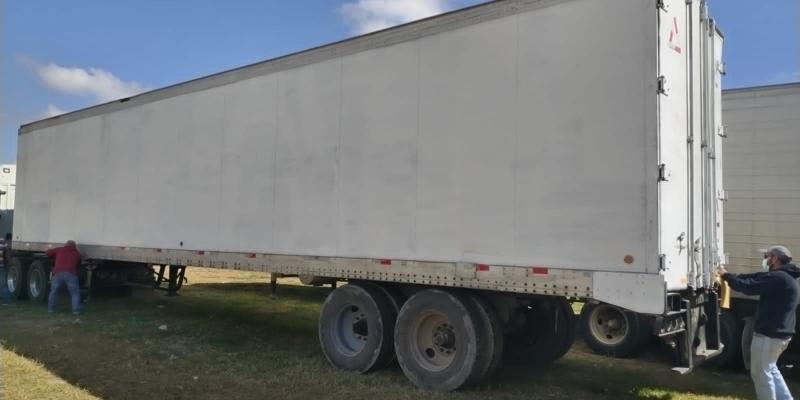 Localizan furgón con reporte de robo