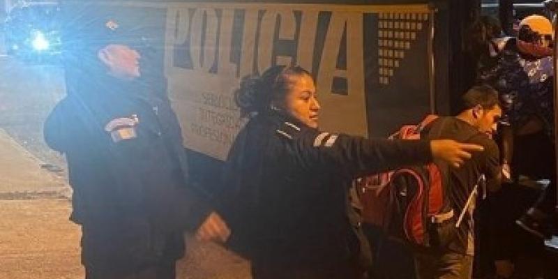 PNC apoya en el retorno de 58 migrantes que ingresaron ilegalmente al país