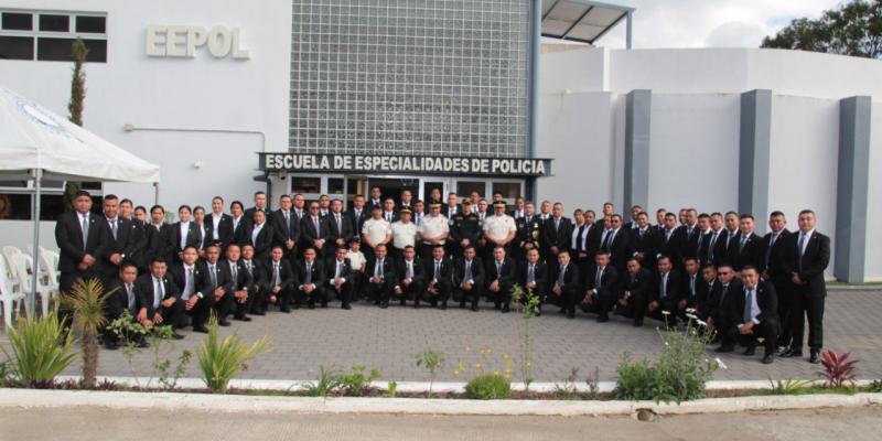 Mandos policiales gradúan a 264 especialistas en prevención