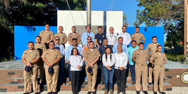 Gente de Mar se capacita en Protección de Instalaciones Portuarias.