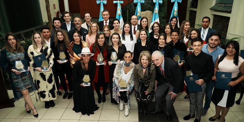 MINEX reconoce labor de artistas y colaboradores que apoyaron a Guatemala en la Expo 2020 Dubái 