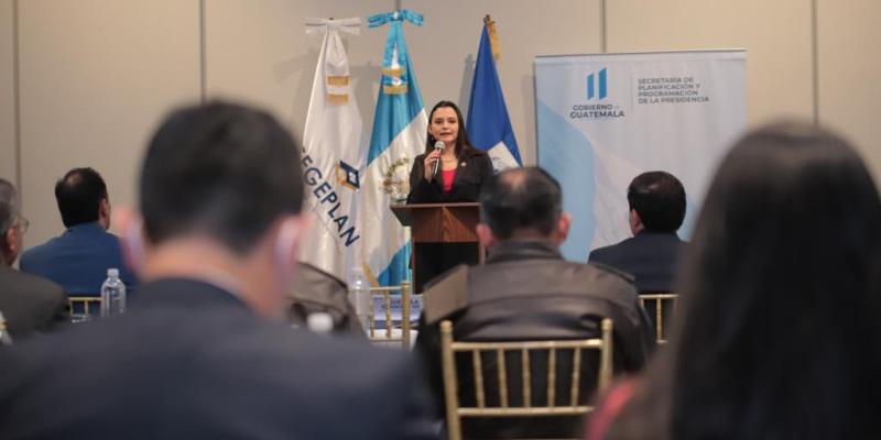 SIPLANGT plataforma web que fortalece la planificación y el seguimiento a los bienes y servicios que las instituciones públicas entregan a la población