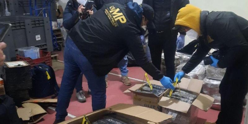 Localizan marihuana en agencia de encomiendas en San Marcos