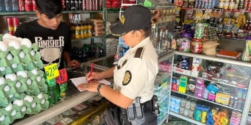 Promueven cultura de denuncia en comerciantes de Retalhuleu